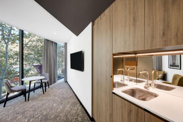 Vibe Hotel North Sydney image 25