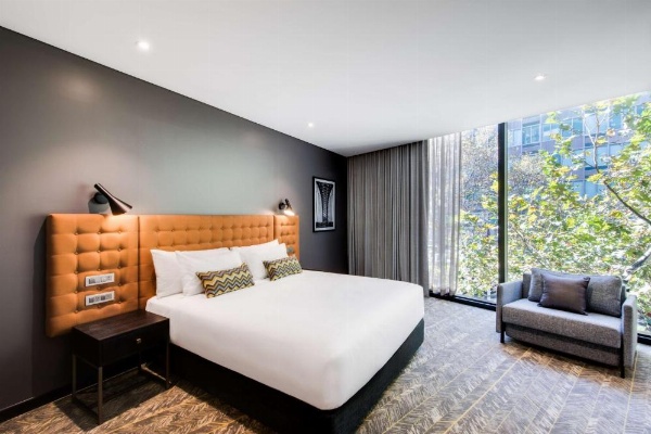 Vibe Hotel North Sydney image 8